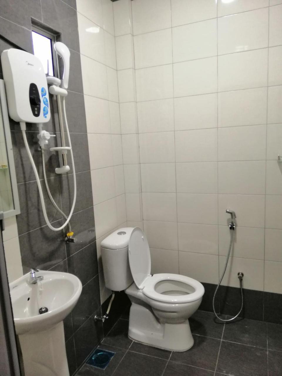 קואה Motel Seri Mutiara מראה חיצוני תמונה